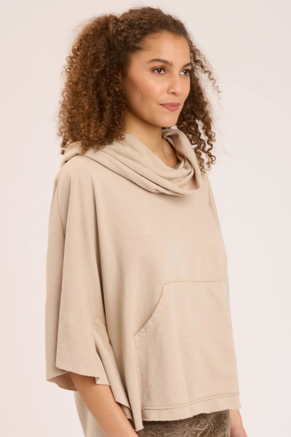 Paige Poncho - Easypint