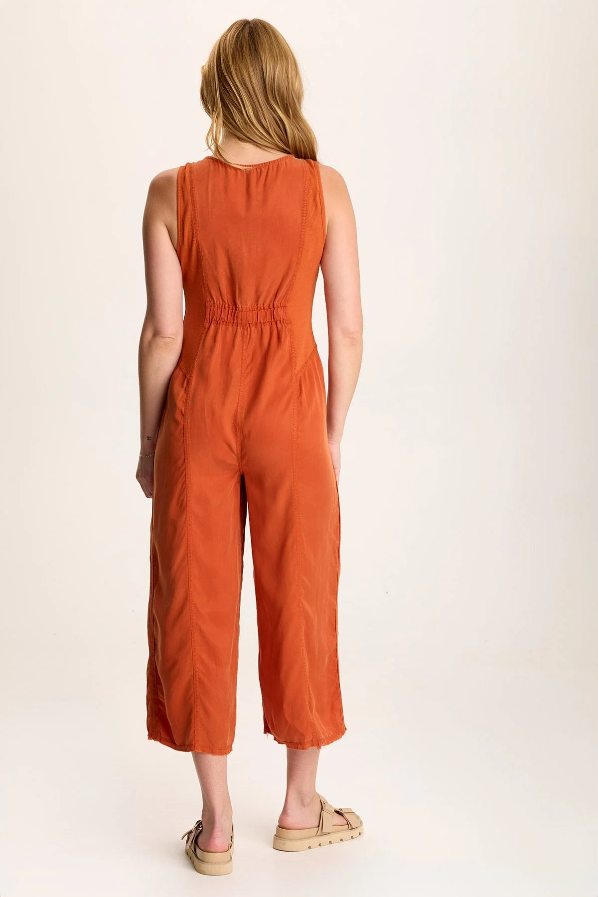 Linette Jumpsuit with V-Neck and Adjustable Straps - Easypint